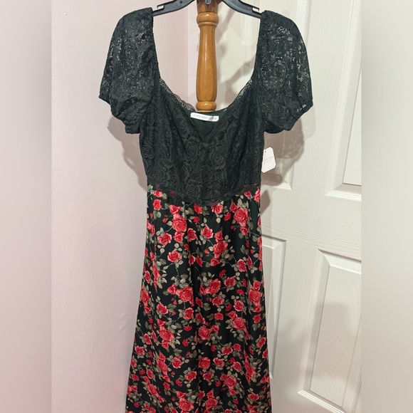 NWT Altar'd State clydie floral maxi dress - Picture 7 of 10